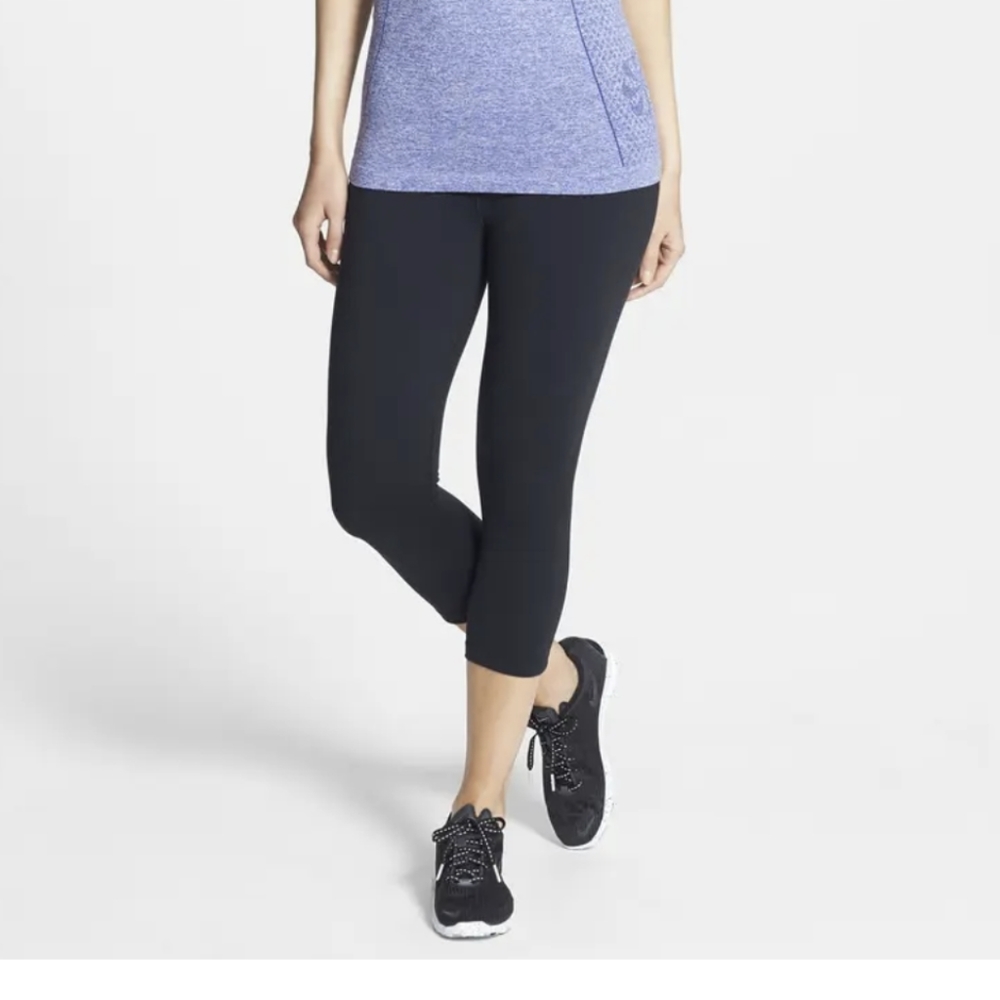 'Legendary' Nike capris
